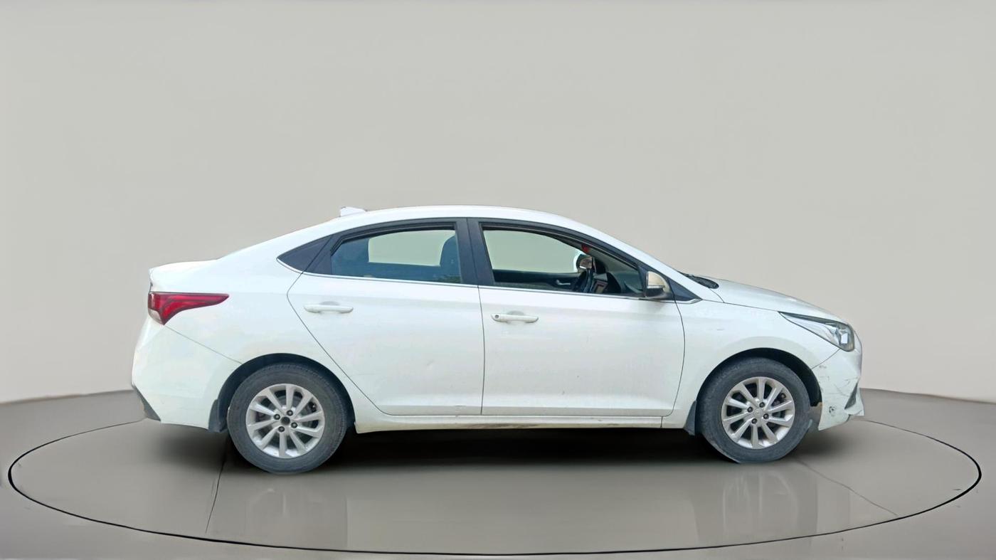2018 Hyundai Verna 1.6 EX AT CRDI, Diesel, Automatic, 1,19,187 km, exterior