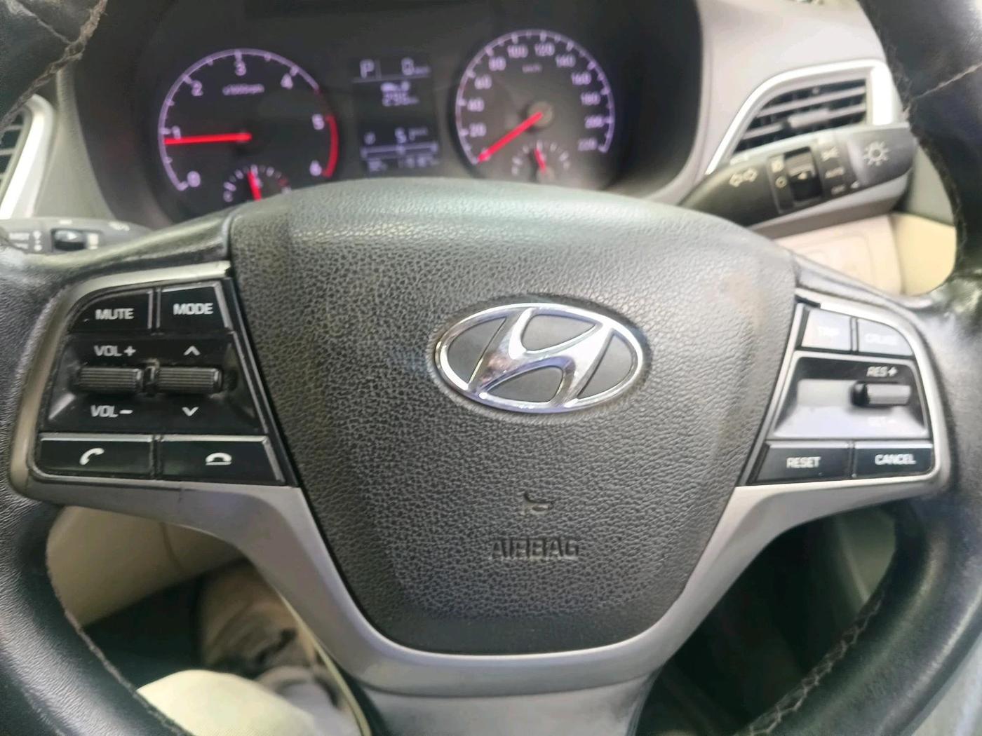 2018 Hyundai Verna 1.6 EX AT CRDI, Diesel, Automatic, 1,19,187 km, interior