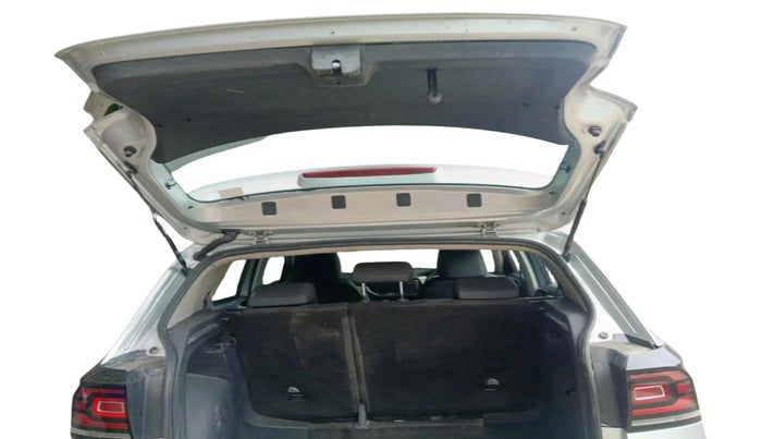 2024 Volkswagen TAIGUN TOPLINE 1.0 TSI AT, Petrol, Automatic, 4,936 km, exterior