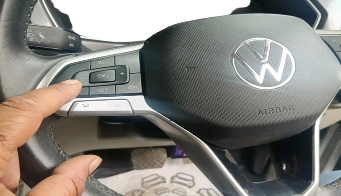 2024 Volkswagen TAIGUN TOPLINE 1.0 TSI AT, Petrol, Automatic, 4,936 km, interior