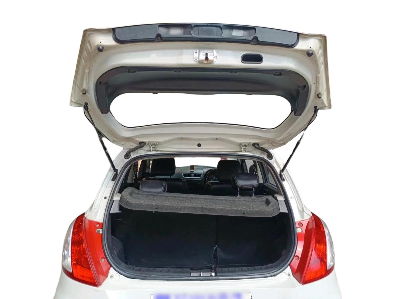 2015 Maruti Swift VXI, Petrol, Manual, 80,183 km, exterior
