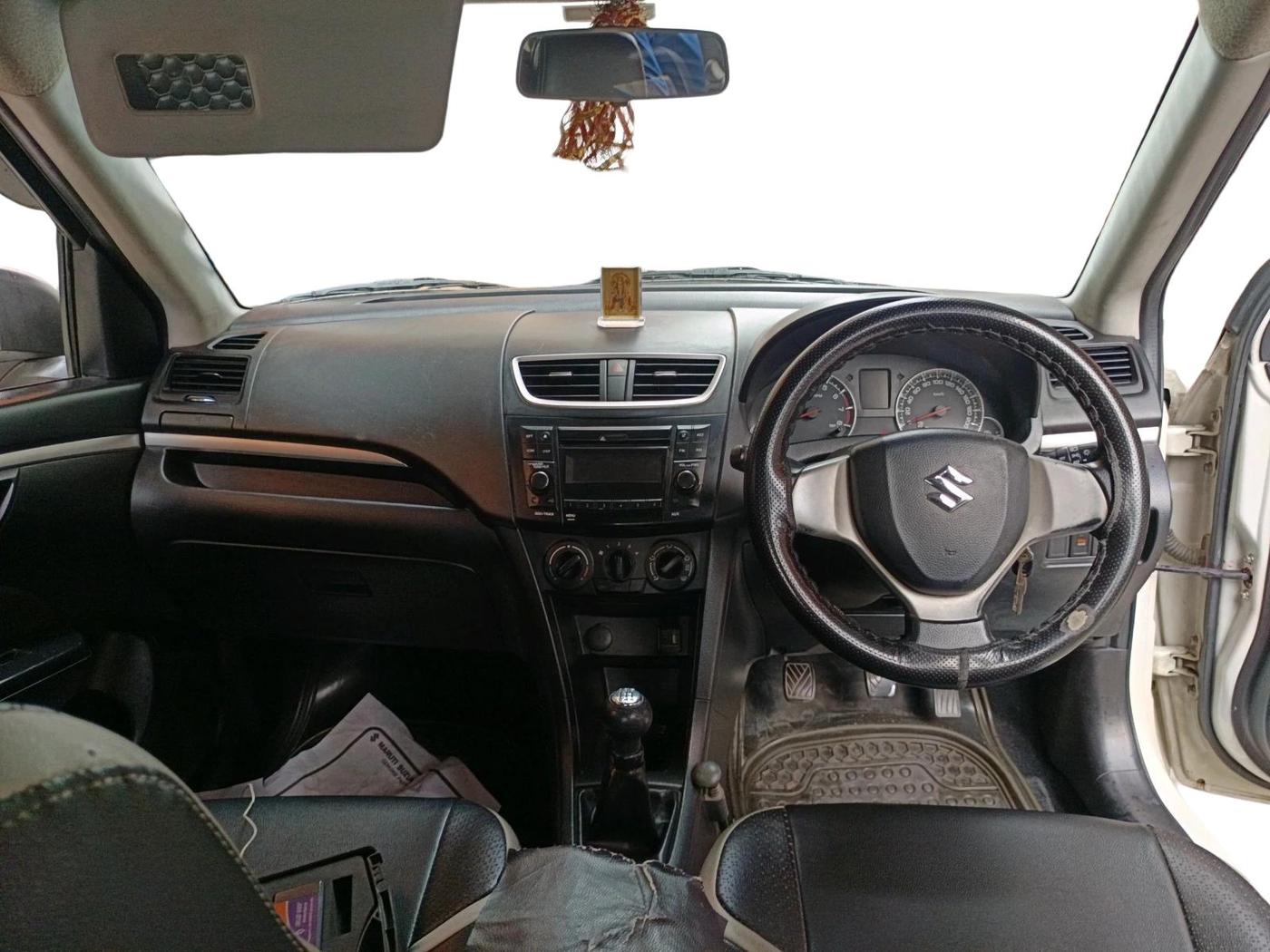 2015 Maruti Swift VXI, Petrol, Manual, 80,183 km, interior