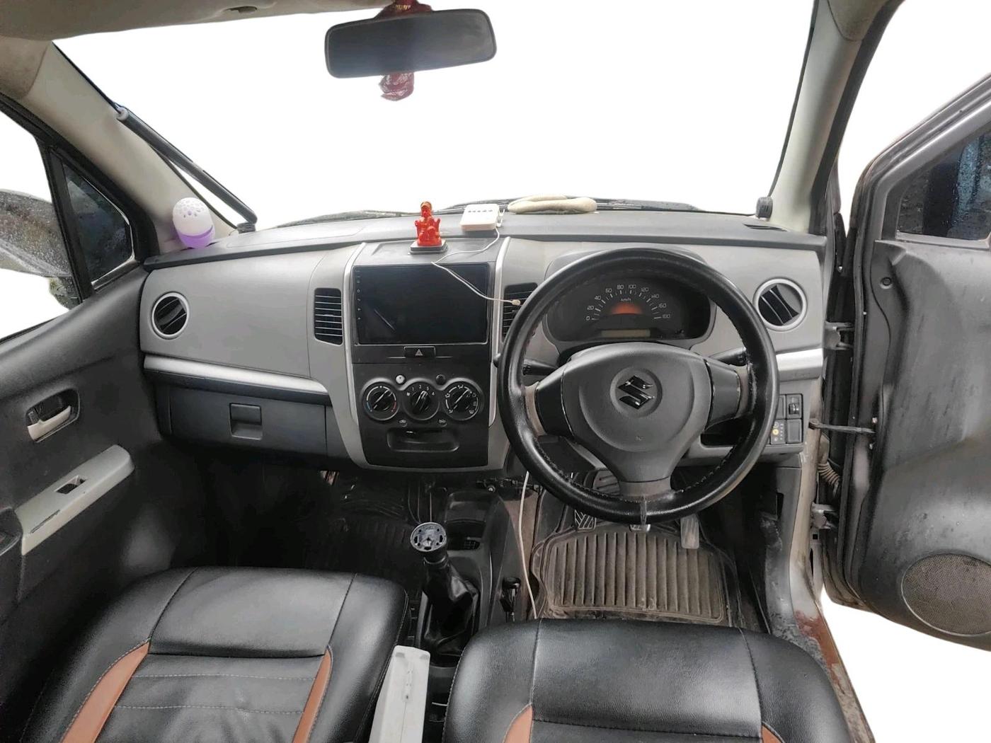 2012 Maruti Wagon R 1.0 LXI CNG, CNG, Manual, 1,27,872 km, interior