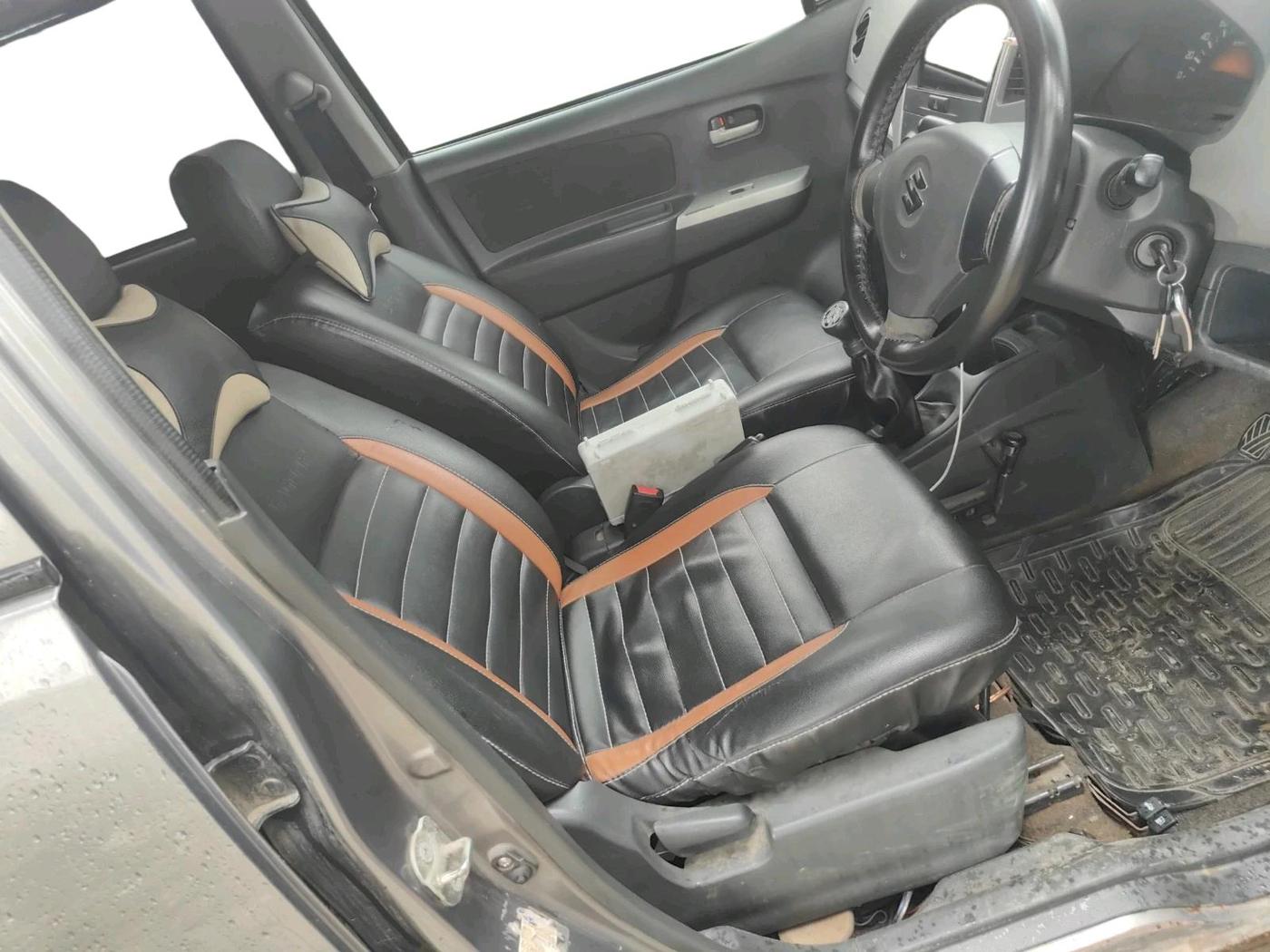 2012 Maruti Wagon R 1.0 LXI CNG, CNG, Manual, 1,27,872 km, interior