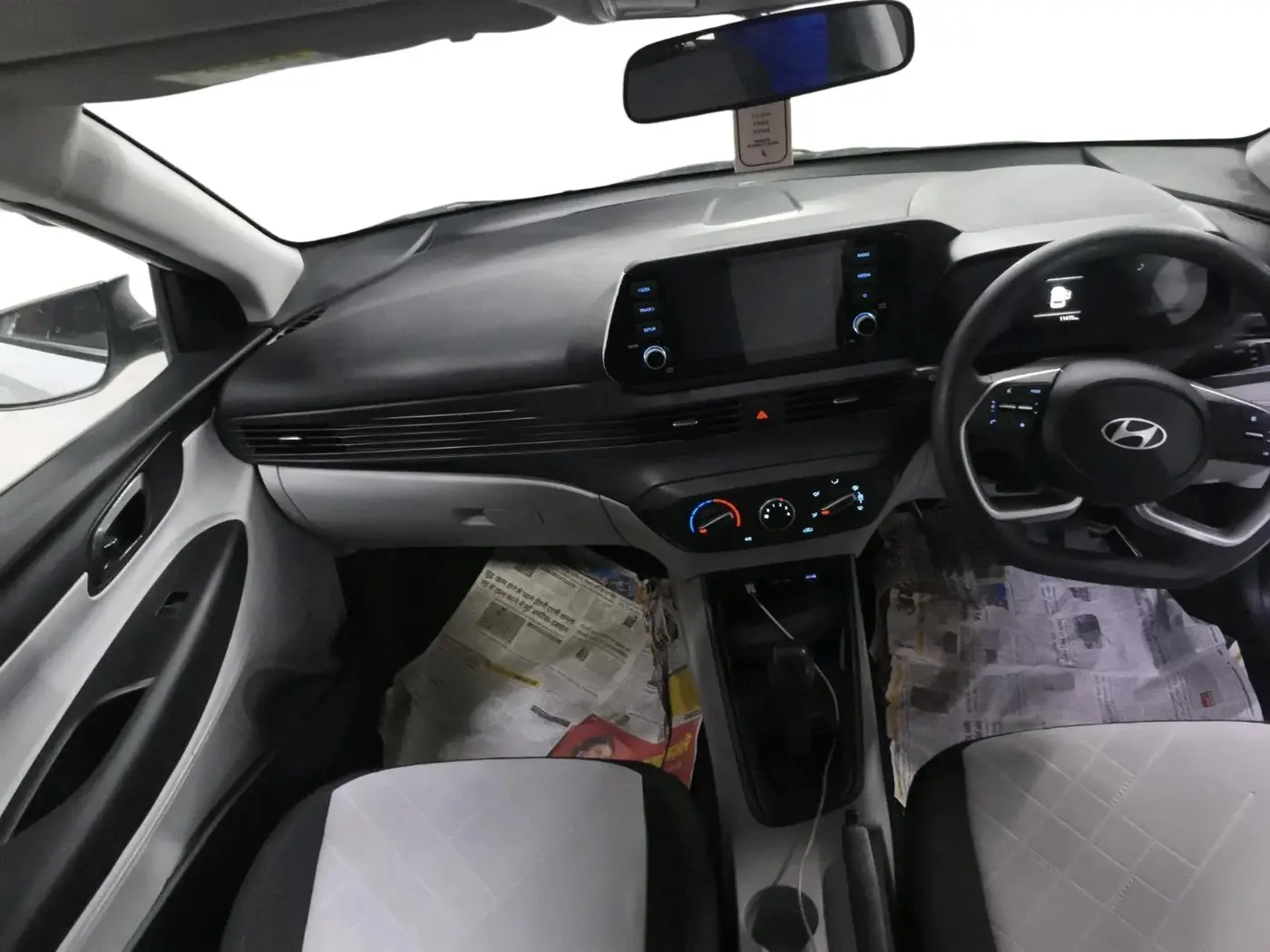2025 Hyundai NEW I20 MAGNA 1.2 MT, Petrol, Manual, 11,475 km, interior