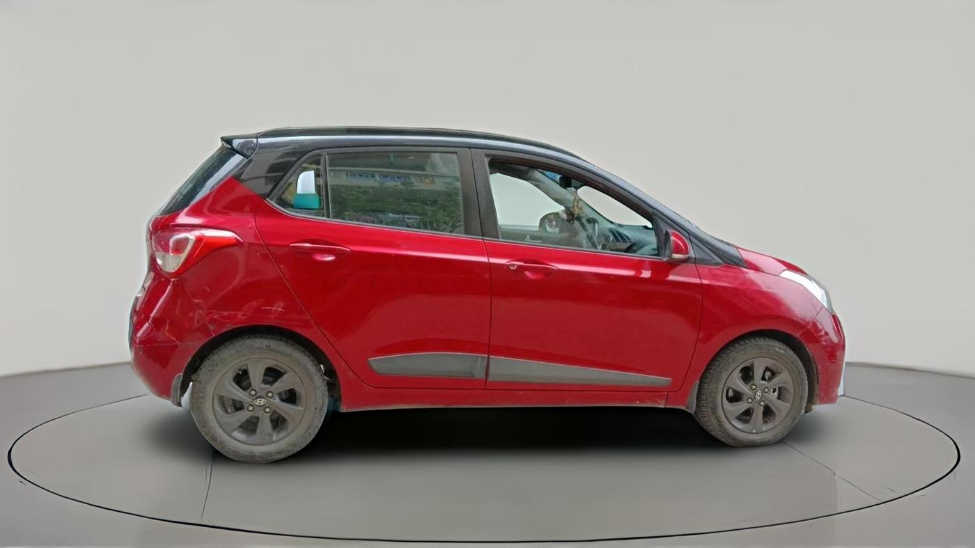 2018 Hyundai Grand i10 SPORTZ 1.2 KAPPA VTVT DUAL TONE, Petrol, Manual, 64,576 km, exterior