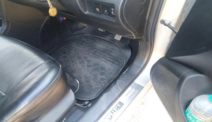 2017 Maruti Swift VXI, Petrol, Manual, 95,164 km, interior