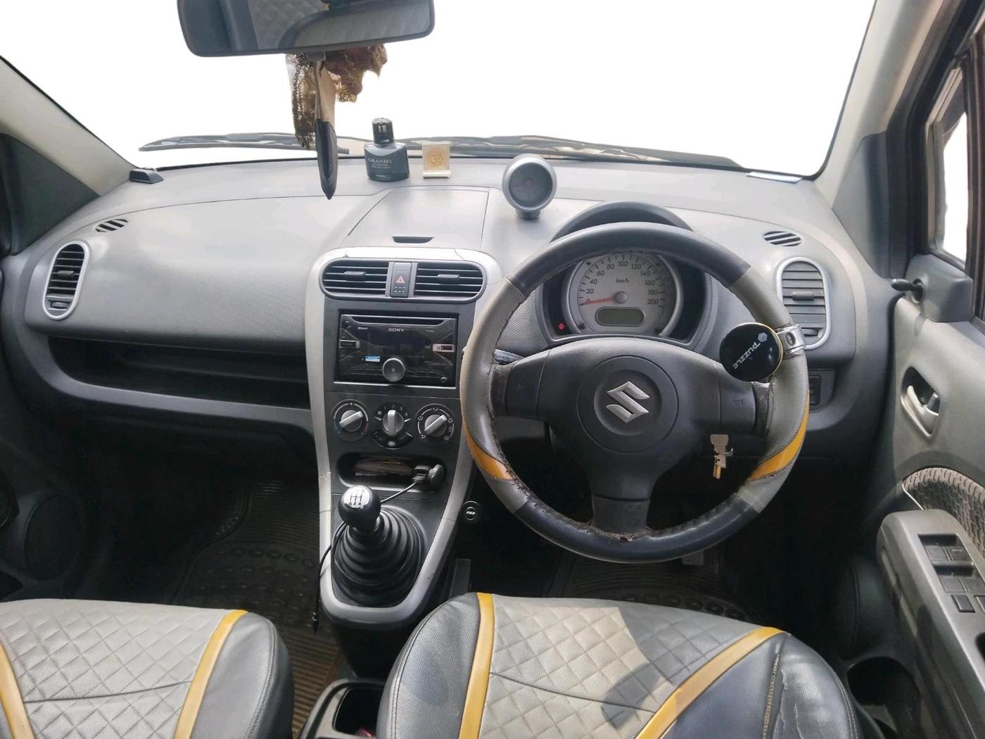 2014 Maruti Ritz VXI, CNG, Manual, 95,662 km, interior