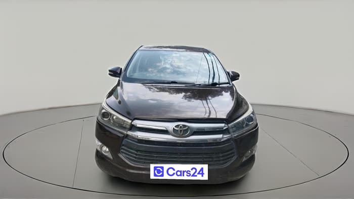 2017 Toyota Innova Crysta 2.4 VX 7 STR, Diesel, Manual, 1,89,933 km, exterior