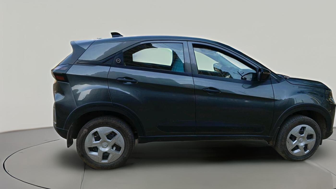 2023 Tata NEXON SMART+ 1.2 PETROL, Petrol, Manual, 2,518 km, exterior