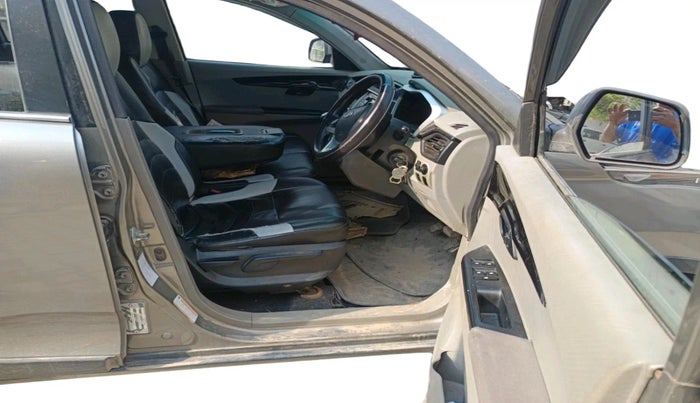 2016 Mahindra Kuv100 K6 PLUS D 6 STR, Diesel, Manual, 1,16,527 km, interior