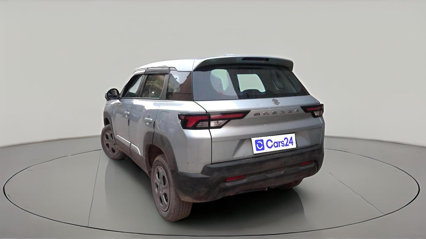2024 Maruti BREZZA VXI S-CNG, CNG, Manual, 1,05,176 km, exterior