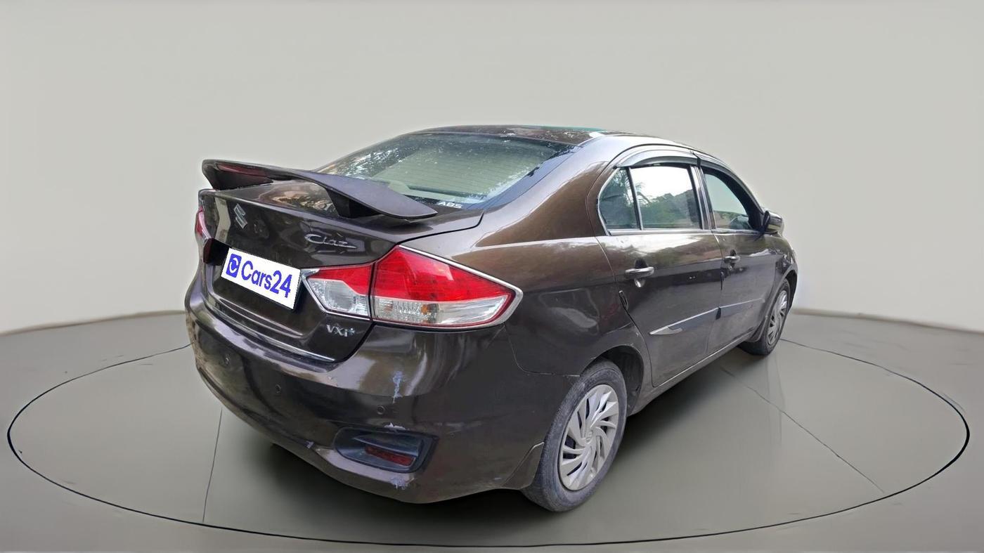 2015 Maruti Ciaz VXI+, CNG, Manual, 1,00,776 km, exterior