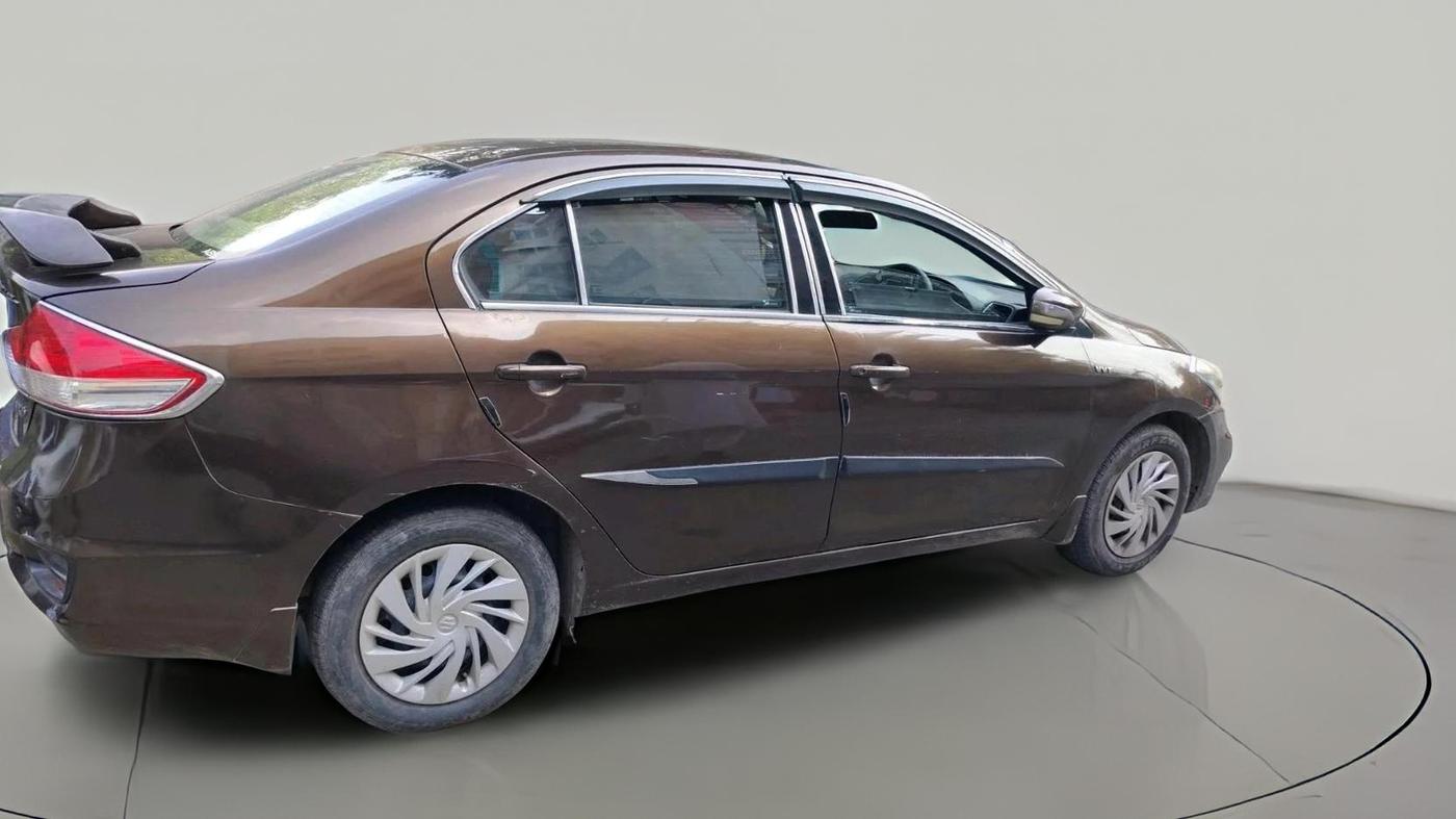 2015 Maruti Ciaz VXI+, CNG, Manual, 1,00,776 km, exterior