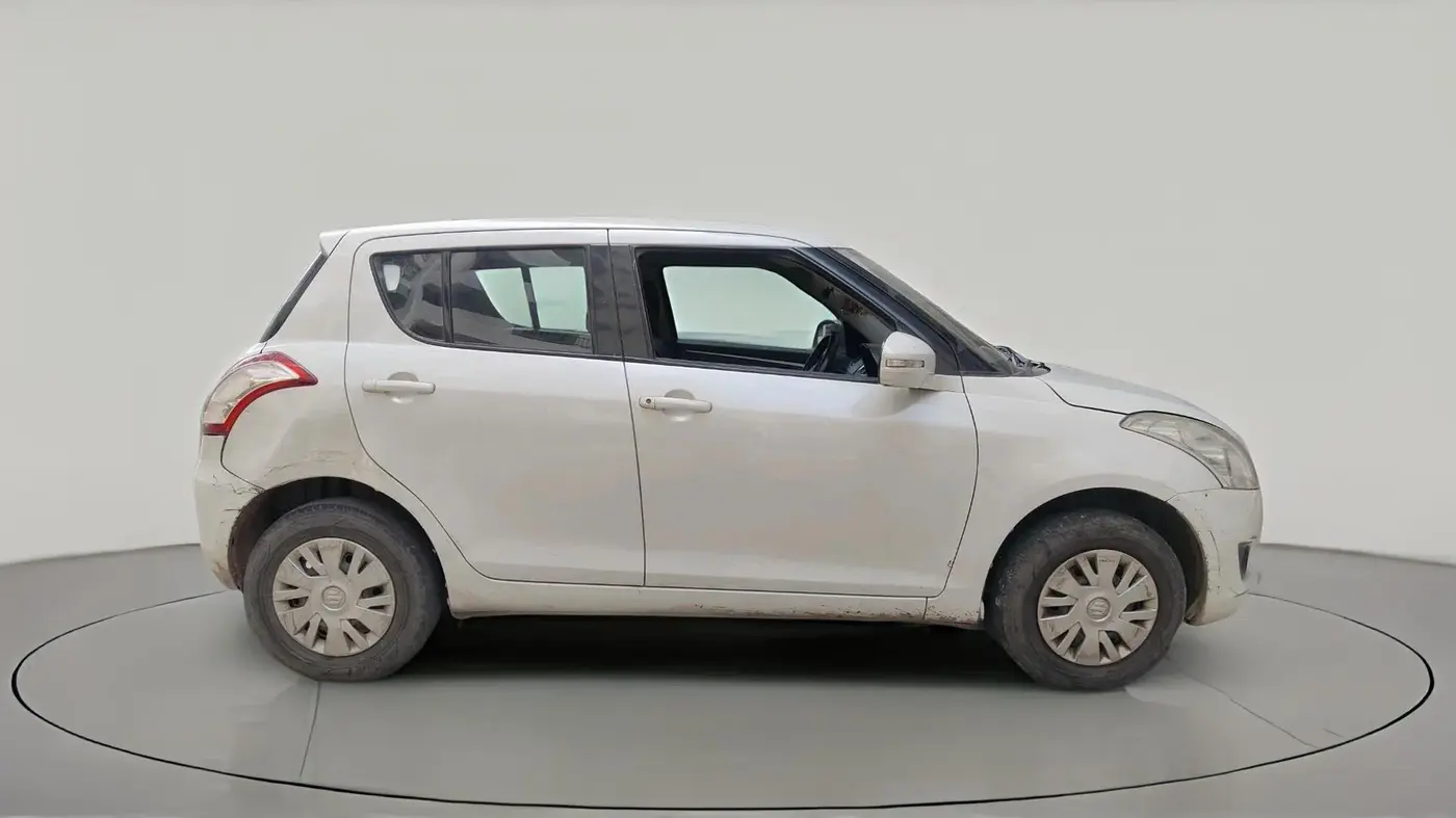 2014 Maruti Swift VXI, CNG, Manual, 1,08,202 km, exterior