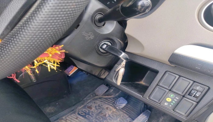 2014 Maruti Wagon R 1.0 LXI CNG, CNG, Manual, 90,597 km, interior