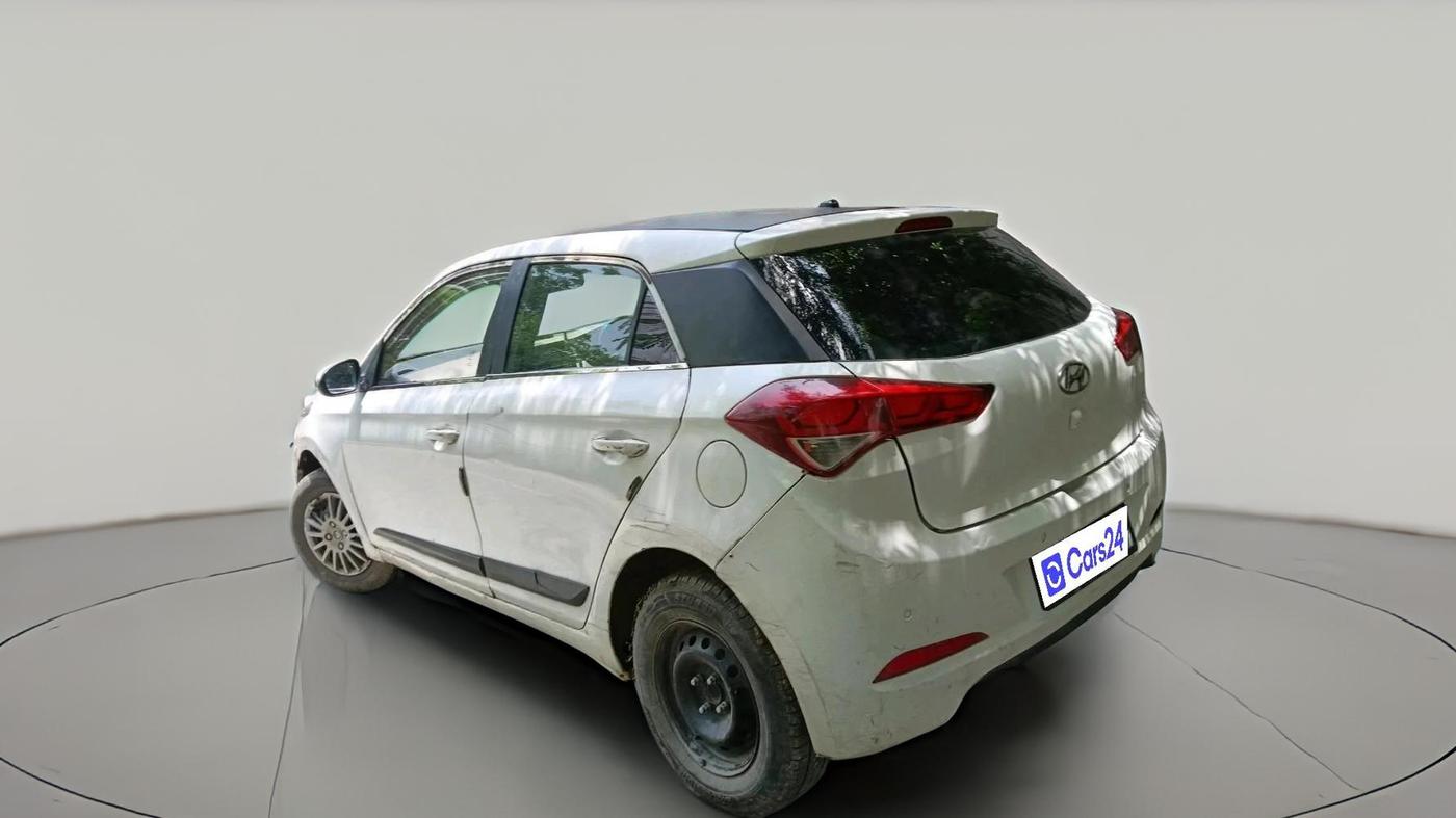 2015 Hyundai Elite i20 SPORTZ 1.2, CNG, Manual, 1,40,611 km, exterior