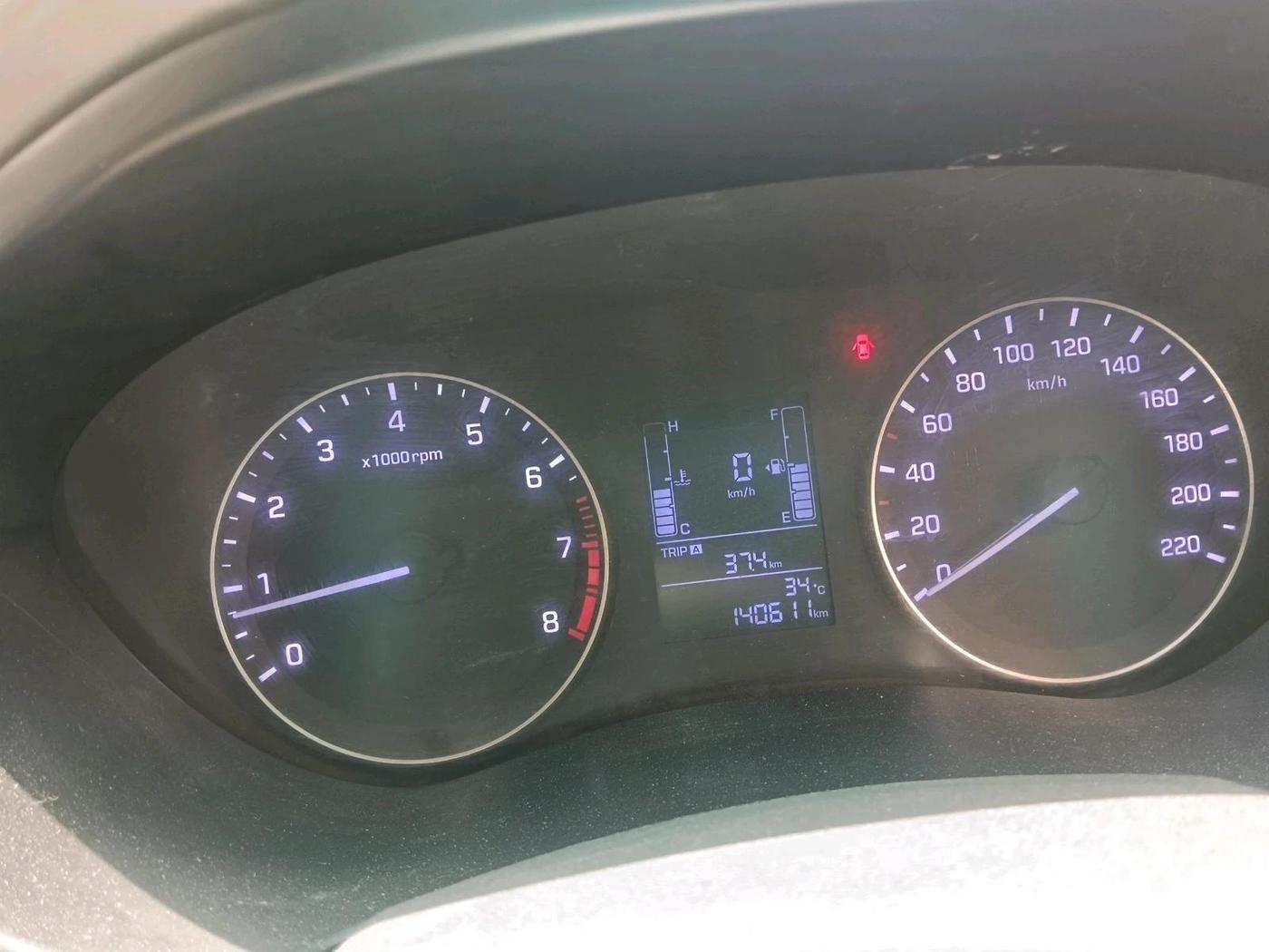 2015 Hyundai Elite i20 SPORTZ 1.2, CNG, Manual, 1,40,611 km, interior