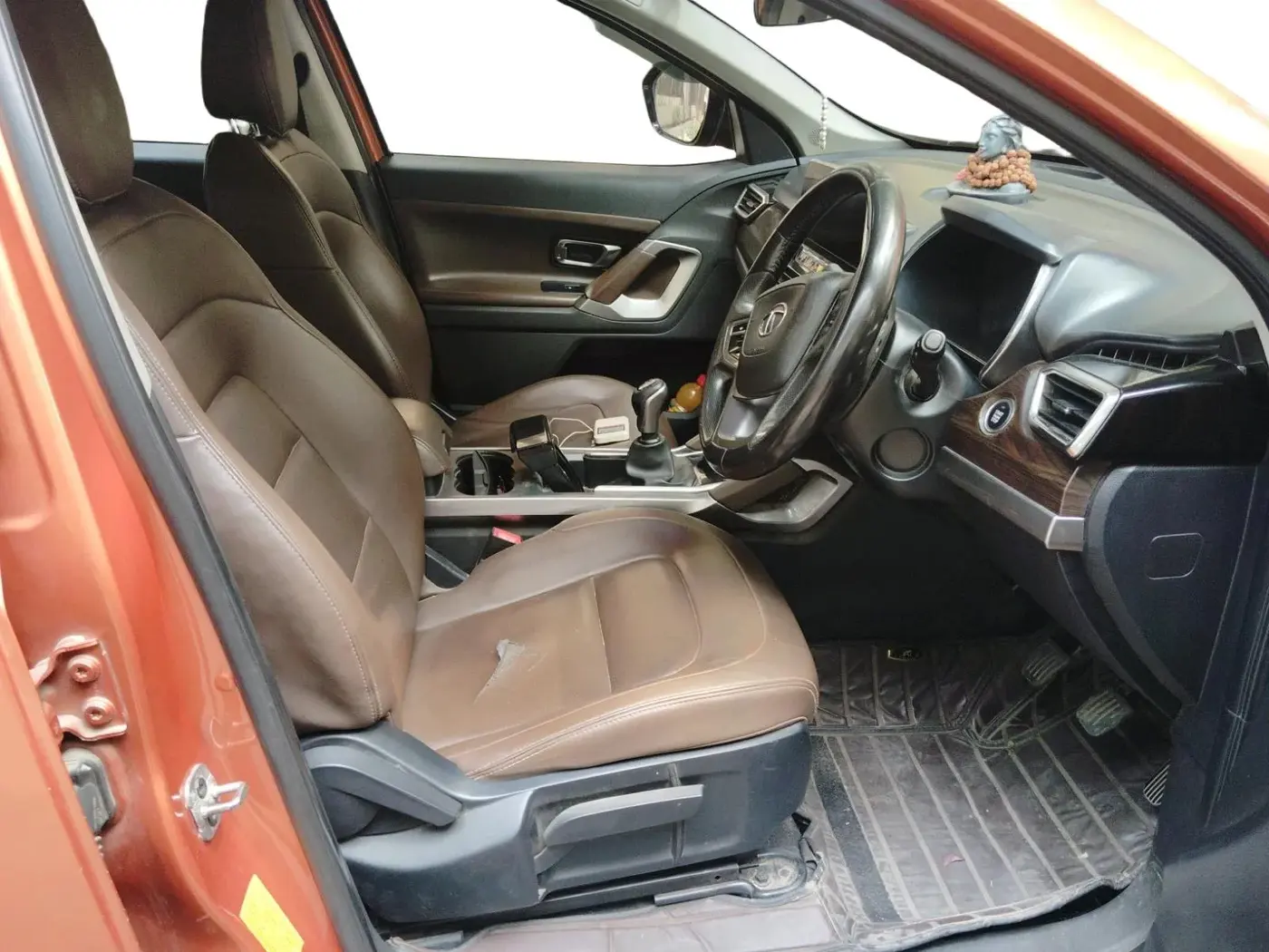2019 Tata Harrier XZ 2.0L, Diesel, Manual, 1,62,531 km, interior