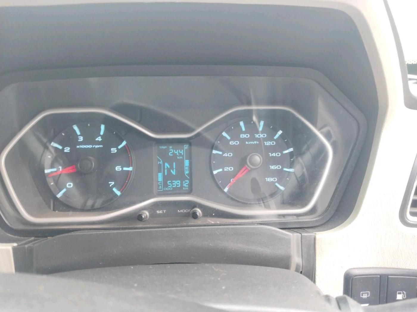 2017 Mahindra Scorpio S10 1.99, Diesel, Manual, 53,912 km, interior