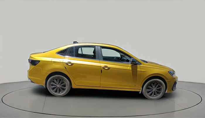 2022 Volkswagen VIRTUS HIGHLINE TSI 1.0 MT, Petrol, Manual, 12,413 km, exterior