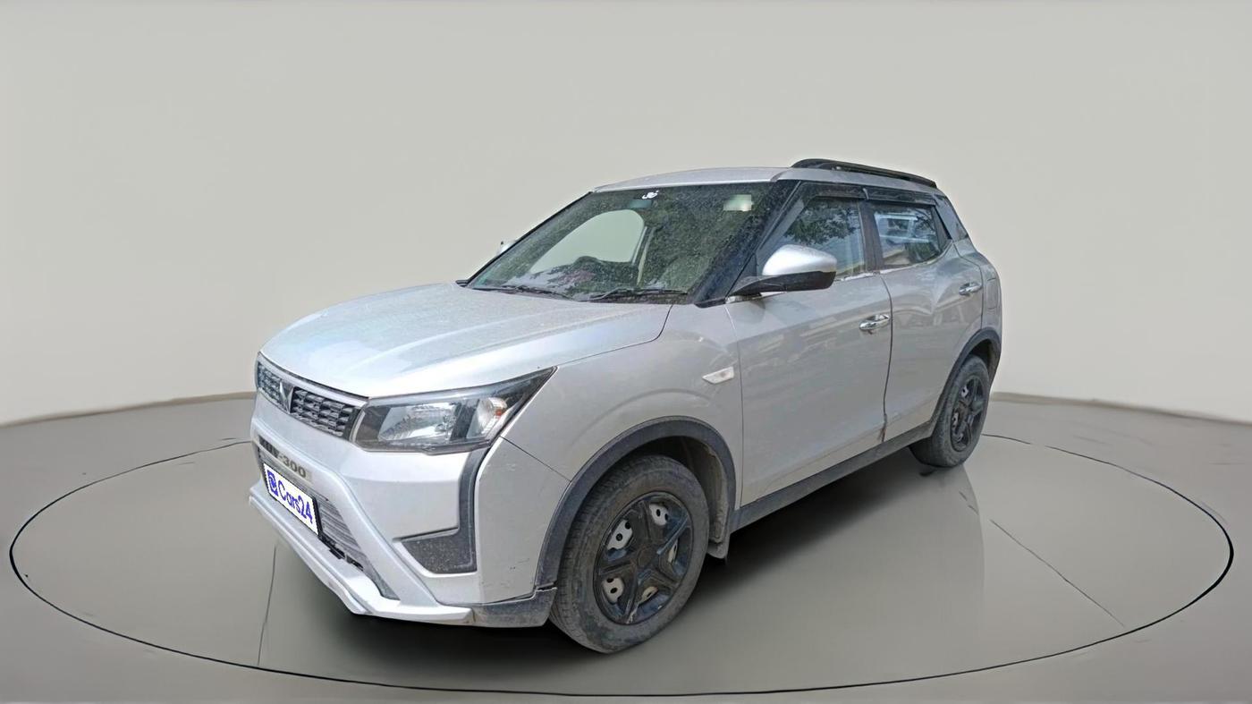 2023 Mahindra XUV300 W4 1.5 DIESEL, Diesel, Manual, 76,297 km, exterior
