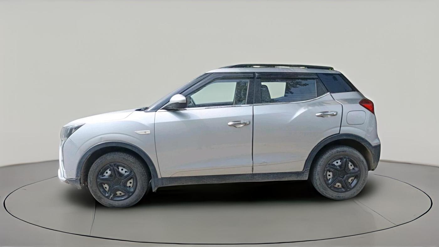 2023 Mahindra XUV300 W4 1.5 DIESEL, Diesel, Manual, 76,297 km, exterior