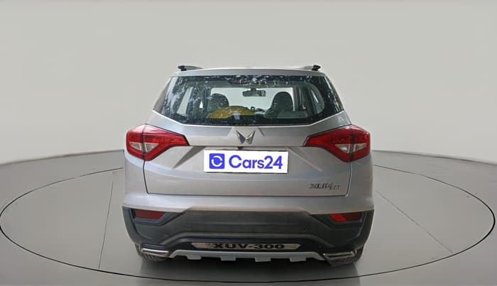2023 Mahindra XUV300 W4 1.5 DIESEL, Diesel, Manual, 76,297 km, exterior