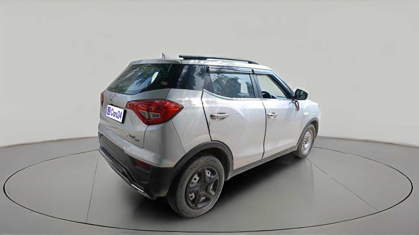 2023 Mahindra XUV300 W4 1.5 DIESEL, Diesel, Manual, 76,297 km, exterior