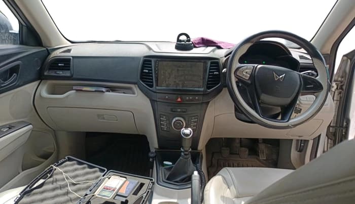 2023 Mahindra XUV300 W4 1.5 DIESEL, Diesel, Manual, 76,297 km, interior