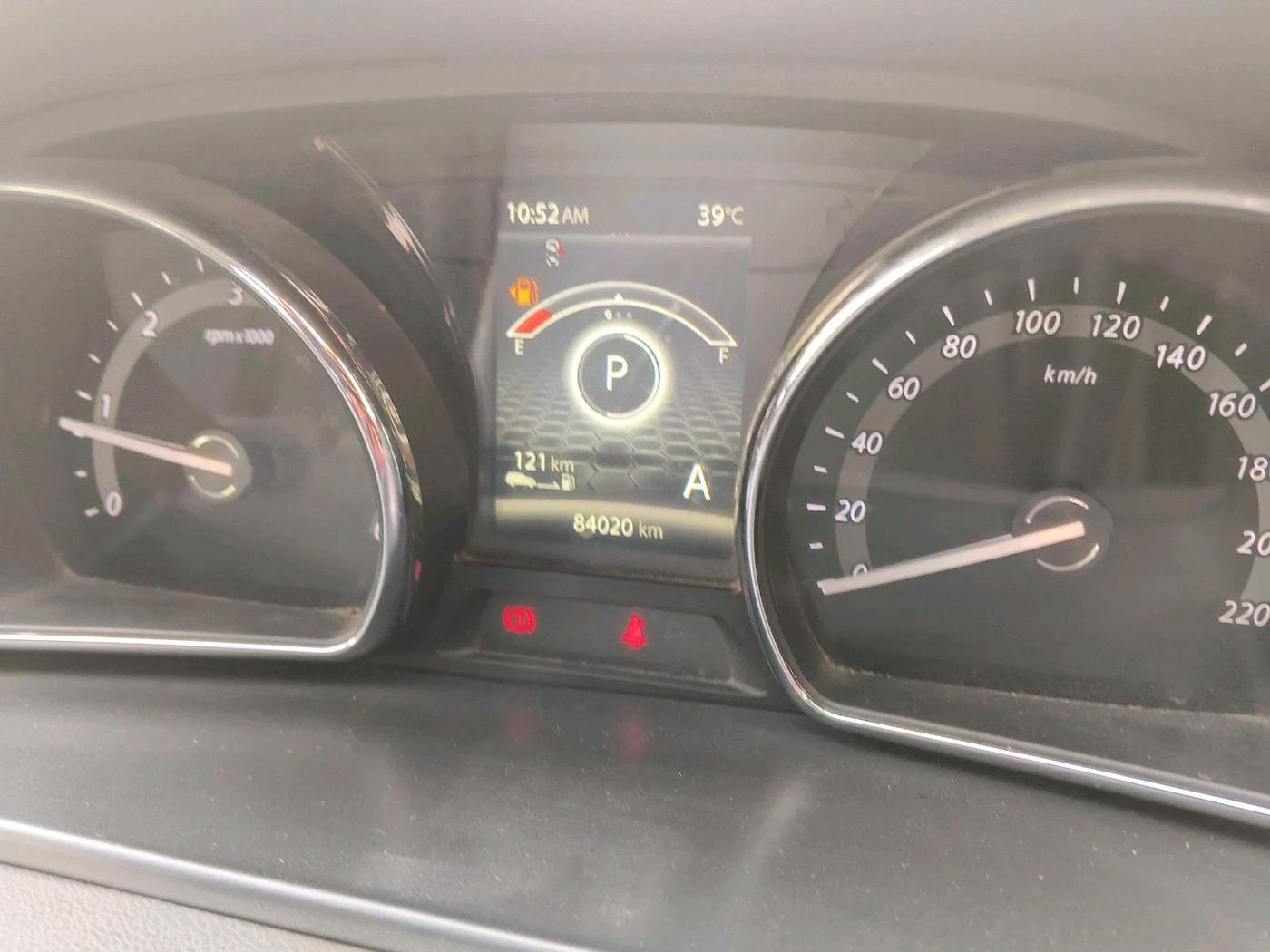 2017 Tata Hexa XTA 4X2 6 STR, Diesel, Automatic, 84,020 km, interior