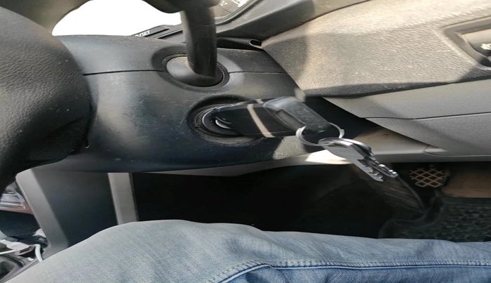 2022 Skoda KUSHAQ AMBITION 1.0L TSI MT, Petrol, Manual, 51,338 km, interior