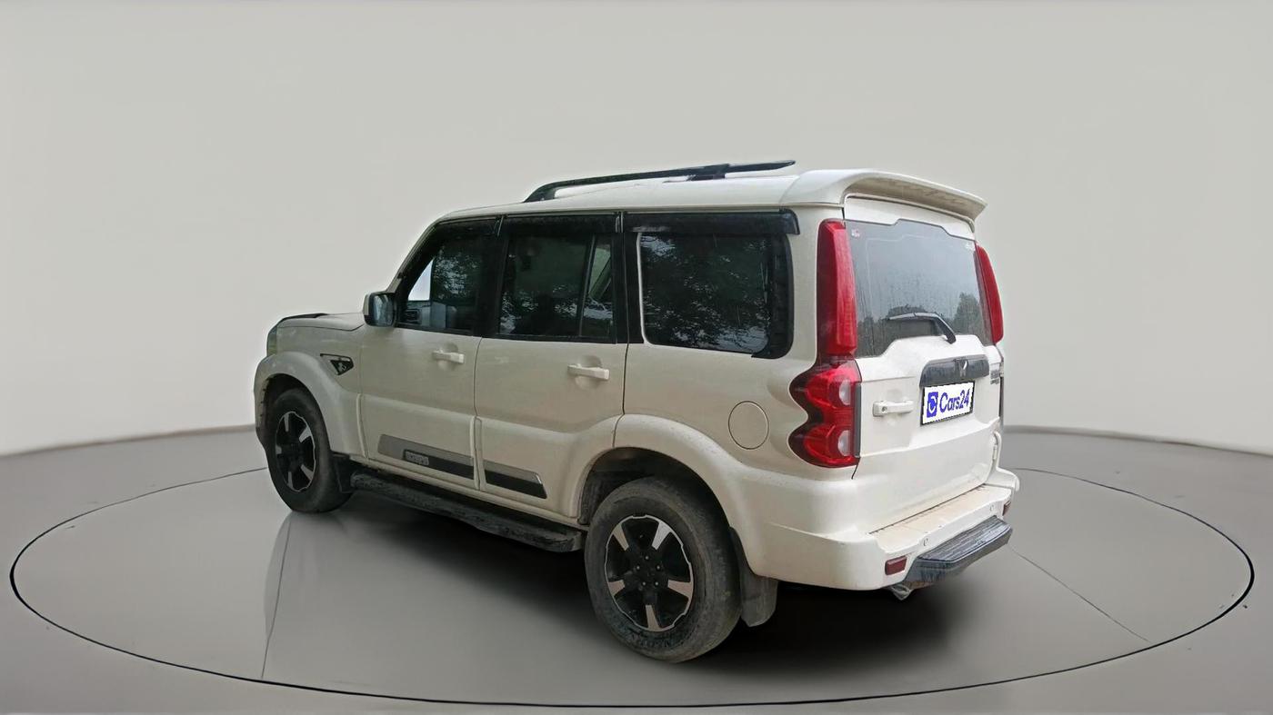 2024 Mahindra SCORPIO CLASSIC S 7STR, Diesel, Manual, 40,804 km, exterior