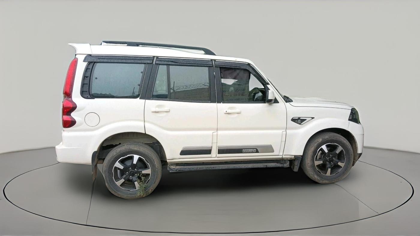 2024 Mahindra SCORPIO CLASSIC S 7STR, Diesel, Manual, 40,804 km, exterior