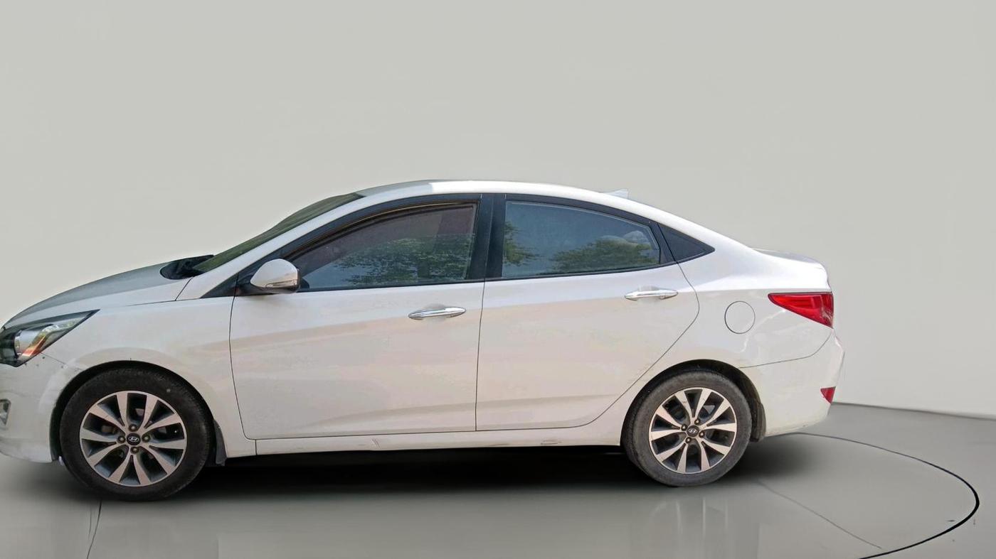 2015 Hyundai Verna FLUIDIC 4S 1.6 VTVT S(O), Petrol, Manual, 94,262 km, exterior