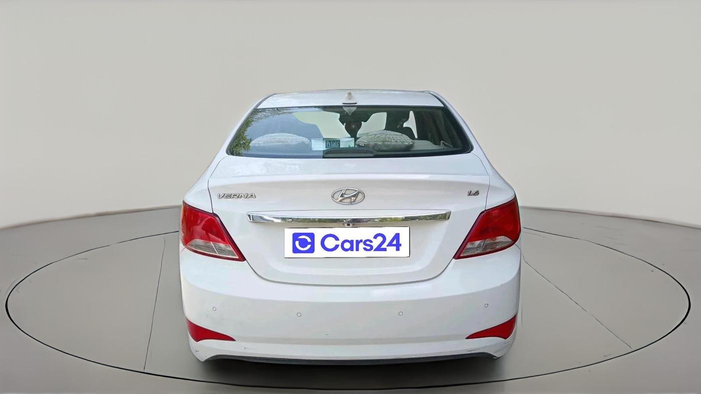 2015 Hyundai Verna FLUIDIC 4S 1.6 VTVT S(O), Petrol, Manual, 94,262 km, exterior