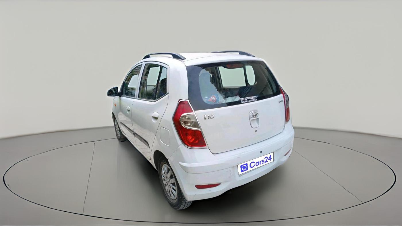 2015 Hyundai i10 SPORTZ 1.1, CNG, Manual, 1,05,168 km, exterior