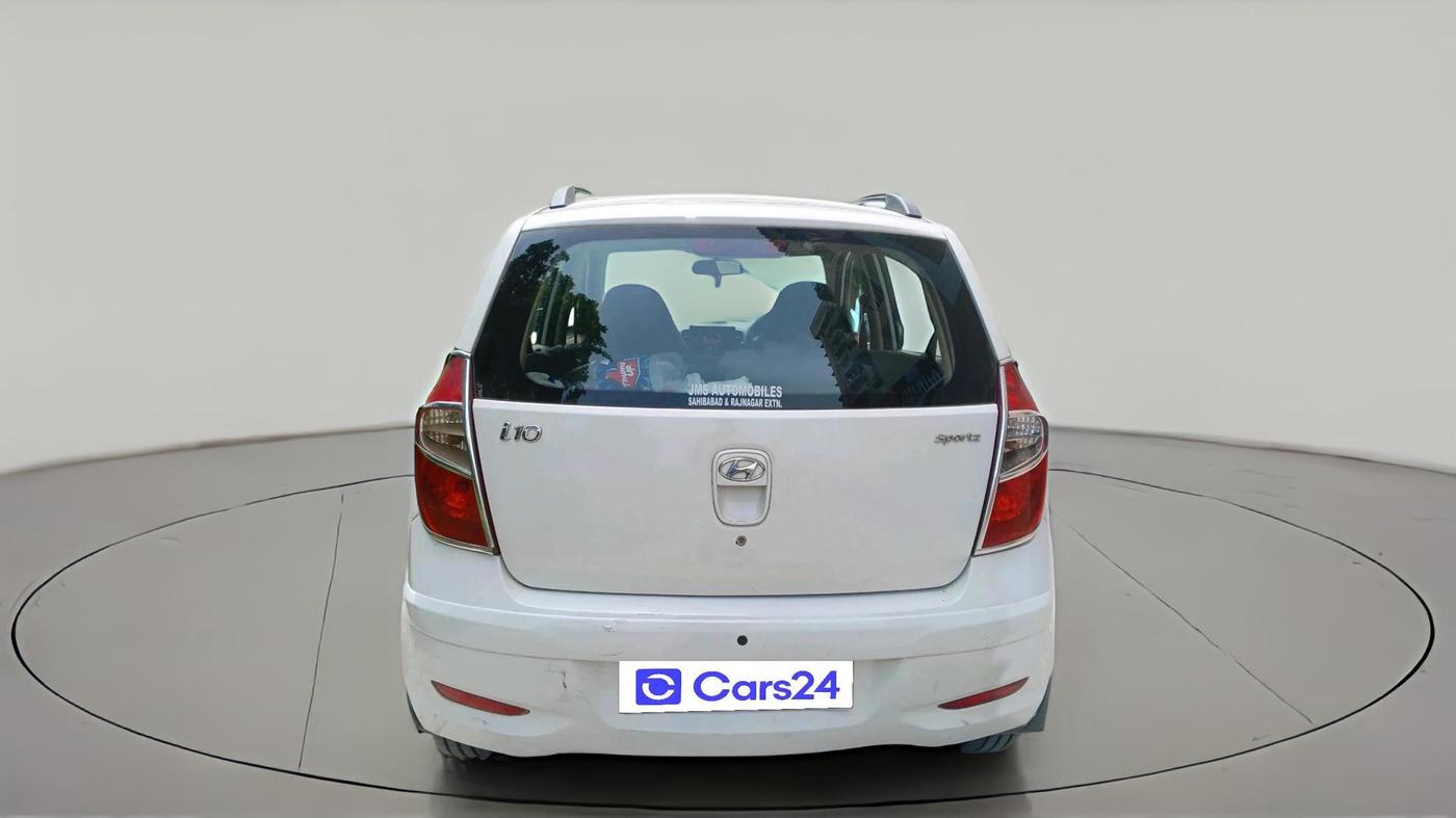 2015 Hyundai i10 SPORTZ 1.1, CNG, Manual, 1,05,168 km, exterior