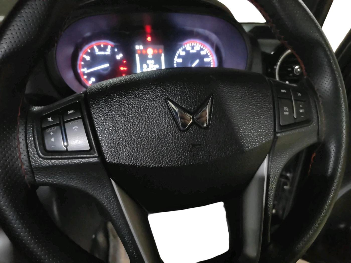 2024 Mahindra Thar LX P 2WD AT HT, Petrol, Automatic, 27,036 km, interior