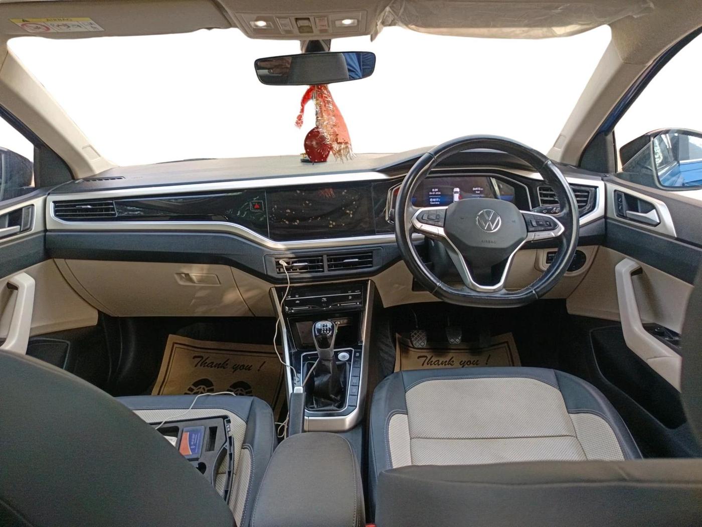 2022 Volkswagen VIRTUS TOPLINE TSI 1.0 MT, Petrol, Manual, 34,994 km, interior