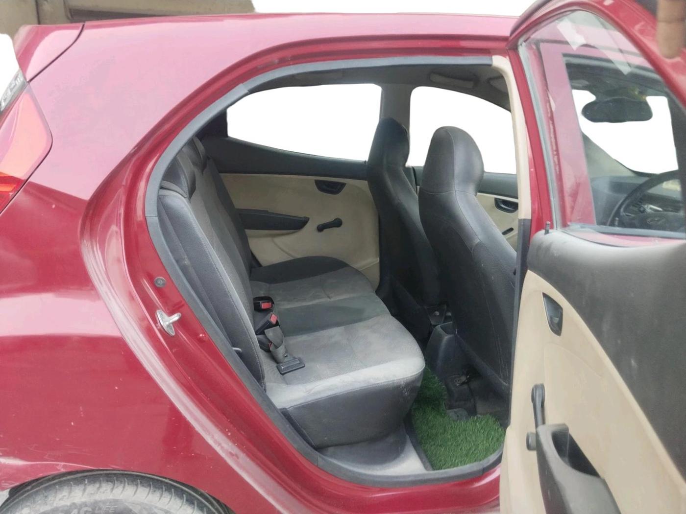 2016 Hyundai Eon MAGNA +, Petrol, Manual, 84,552 km, interior