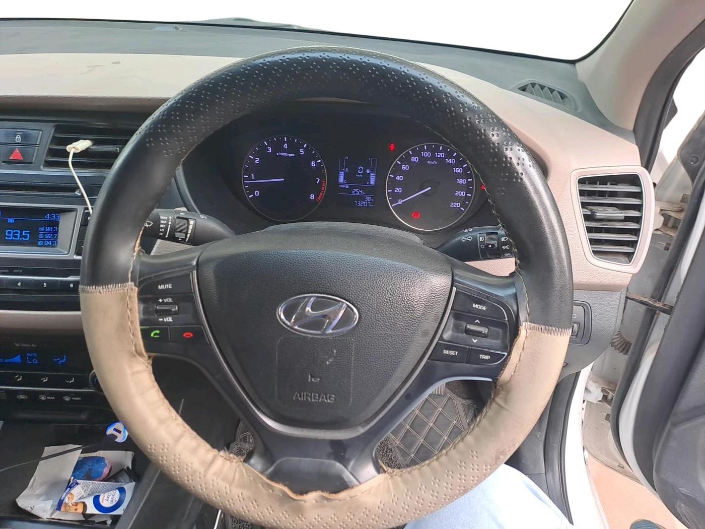 2015 Hyundai Elite i20 SPORTZ 1.2, Petrol, Manual, 73,207 km, interior