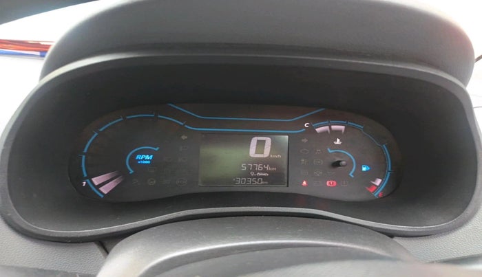 2020 Renault Kwid RXT 1.0 (O), Petrol, Manual, 57,764 km, interior