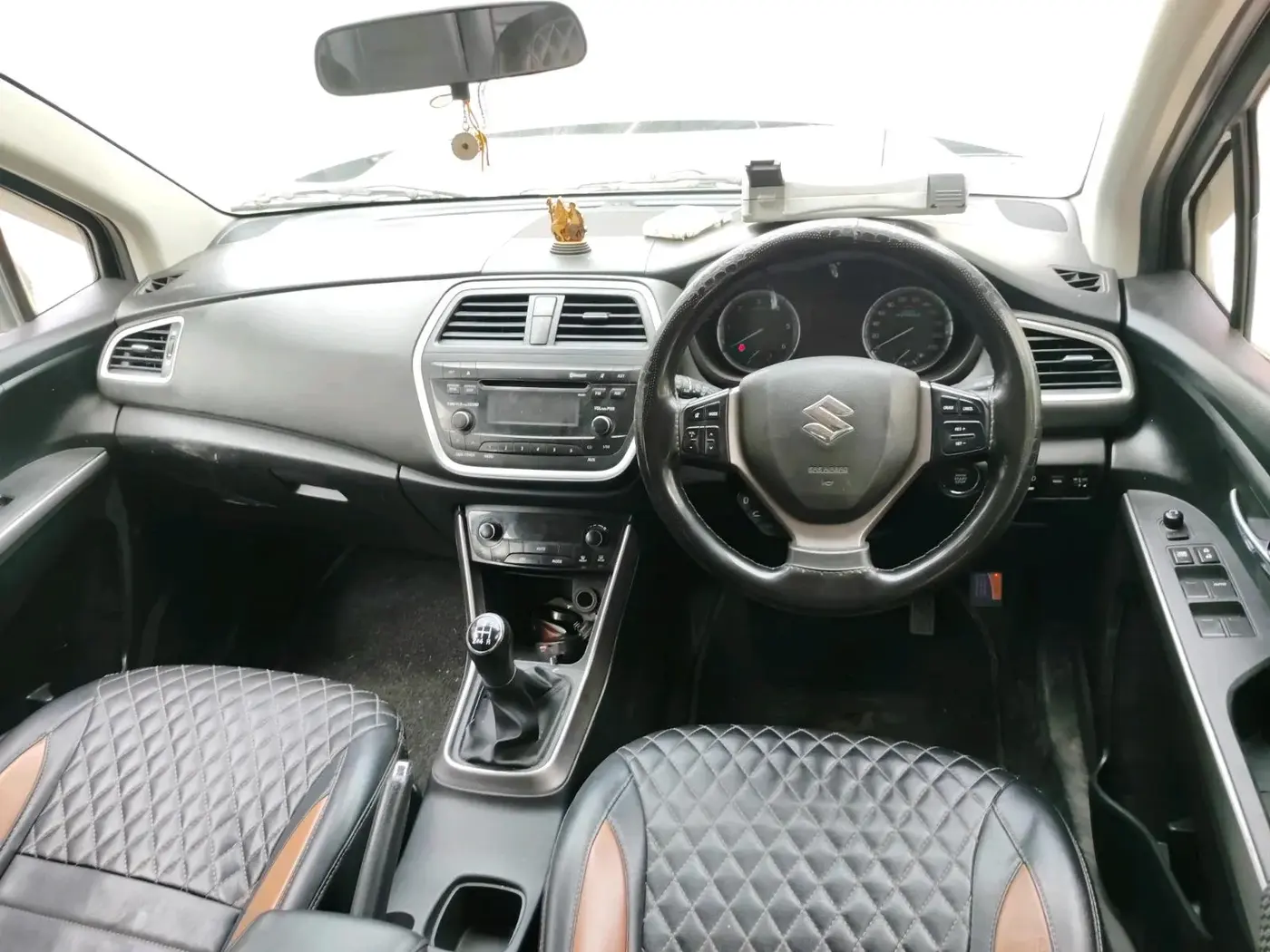 2019 Maruti S Cross DELTA 1.3, Diesel, Manual, 1,09,974 km, interior
