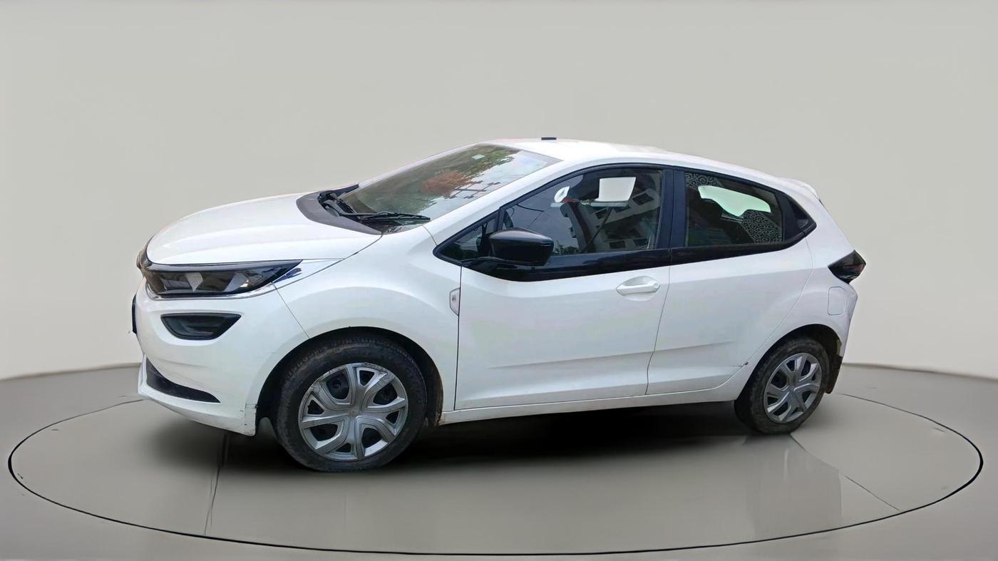 2024 Tata ALTROZ XM PLUS CNG, CNG, Manual, 29,279 km, exterior