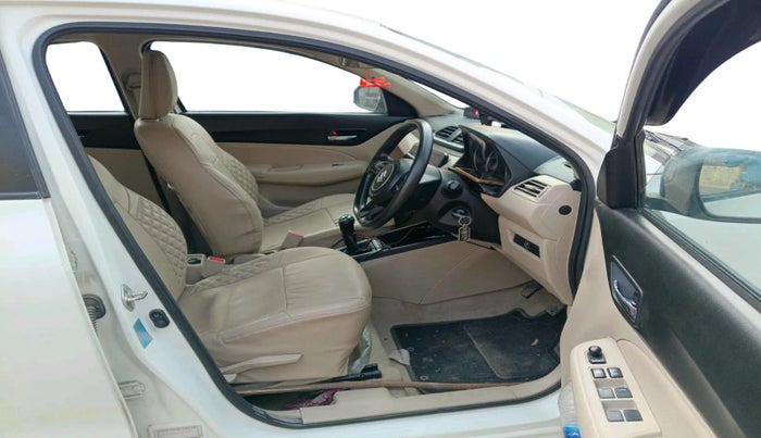 2022 Maruti Dzire VXI, CNG, Manual, 24,990 km, interior