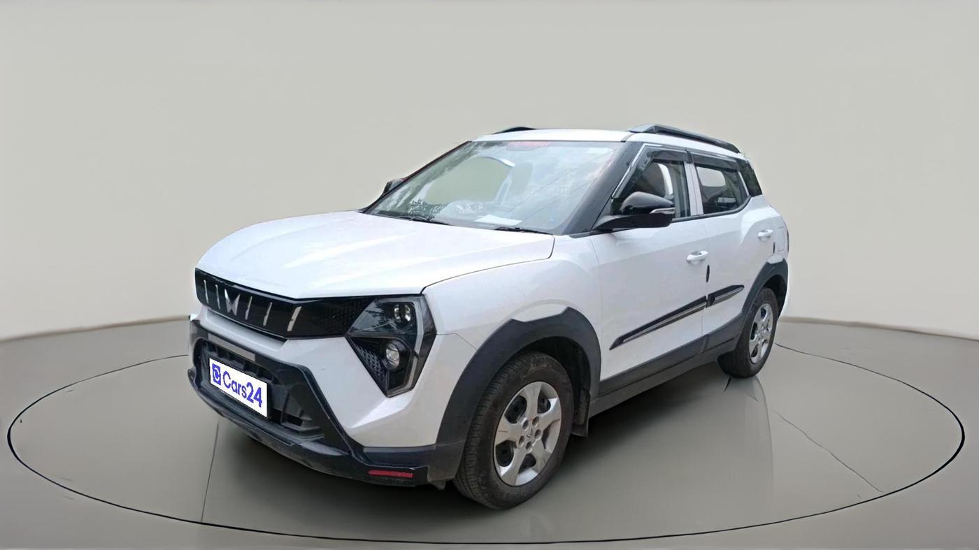 2025 Mahindra XUV 3XO MX2 Pro 1.5 Turbo Diesel, Diesel, Manual, 25,793 km, exterior