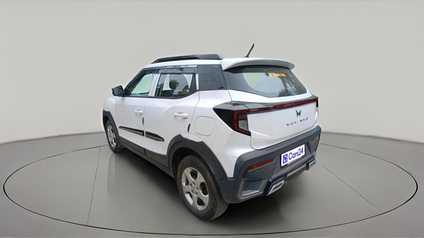 2025 Mahindra XUV 3XO MX2 Pro 1.5 Turbo Diesel, Diesel, Manual, 25,793 km, exterior