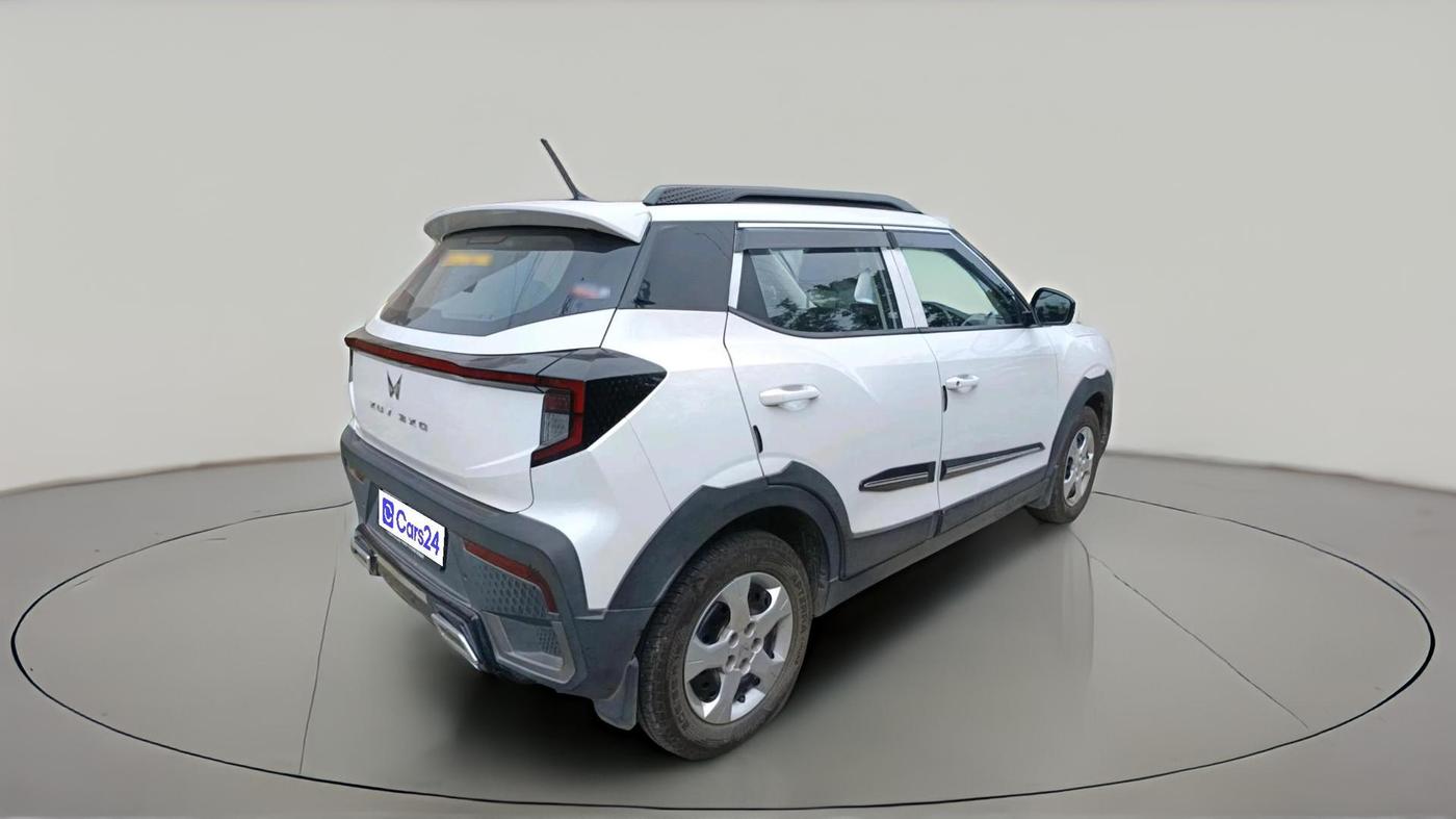 2025 Mahindra XUV 3XO MX2 Pro 1.5 Turbo Diesel, Diesel, Manual, 25,793 km, exterior