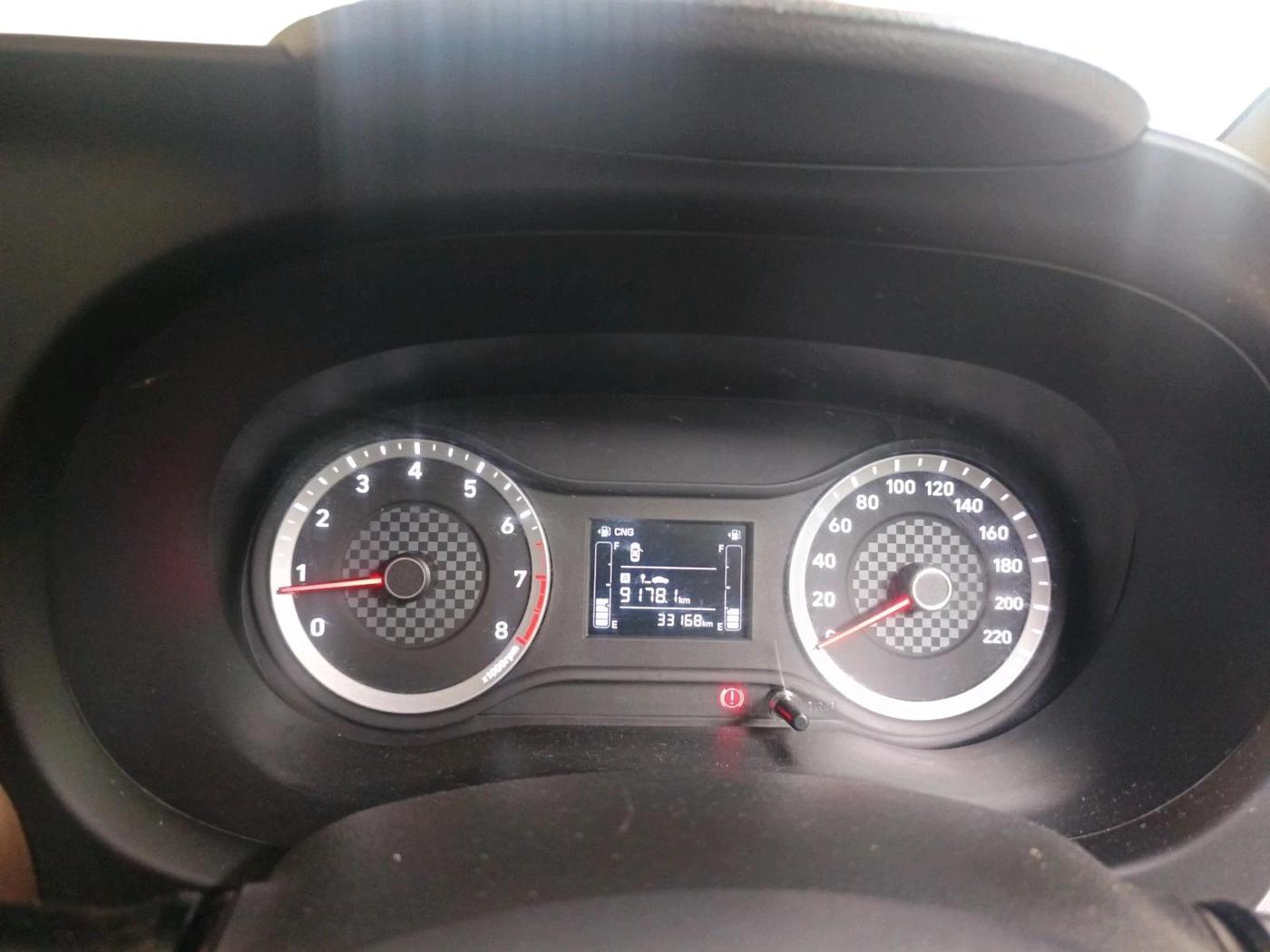 2022 Hyundai AURA S 1.2 CNG, CNG, Manual, 33,168 km, interior
